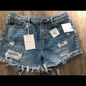 KanCan Distressed shorts